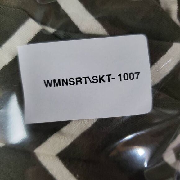 Christopher & Banks Large Green Stripe Maxi Skirt - Picture 6 of 6